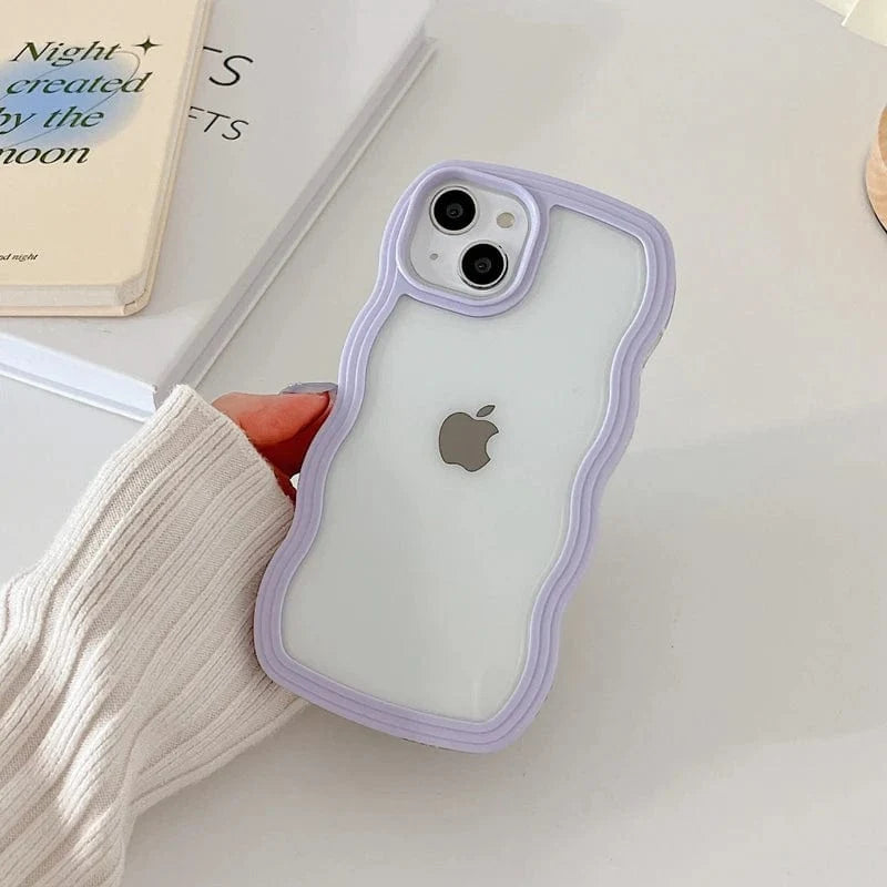 iPhone hoesje in gebruik met zicht op het lijnendessin