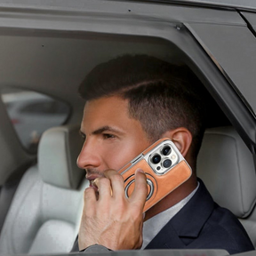 iPhone hoesje met leren look rondom een smartphone