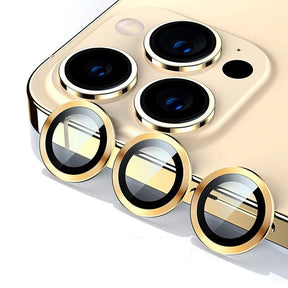 Close-up van de iPhone-cameralens met beschermglas